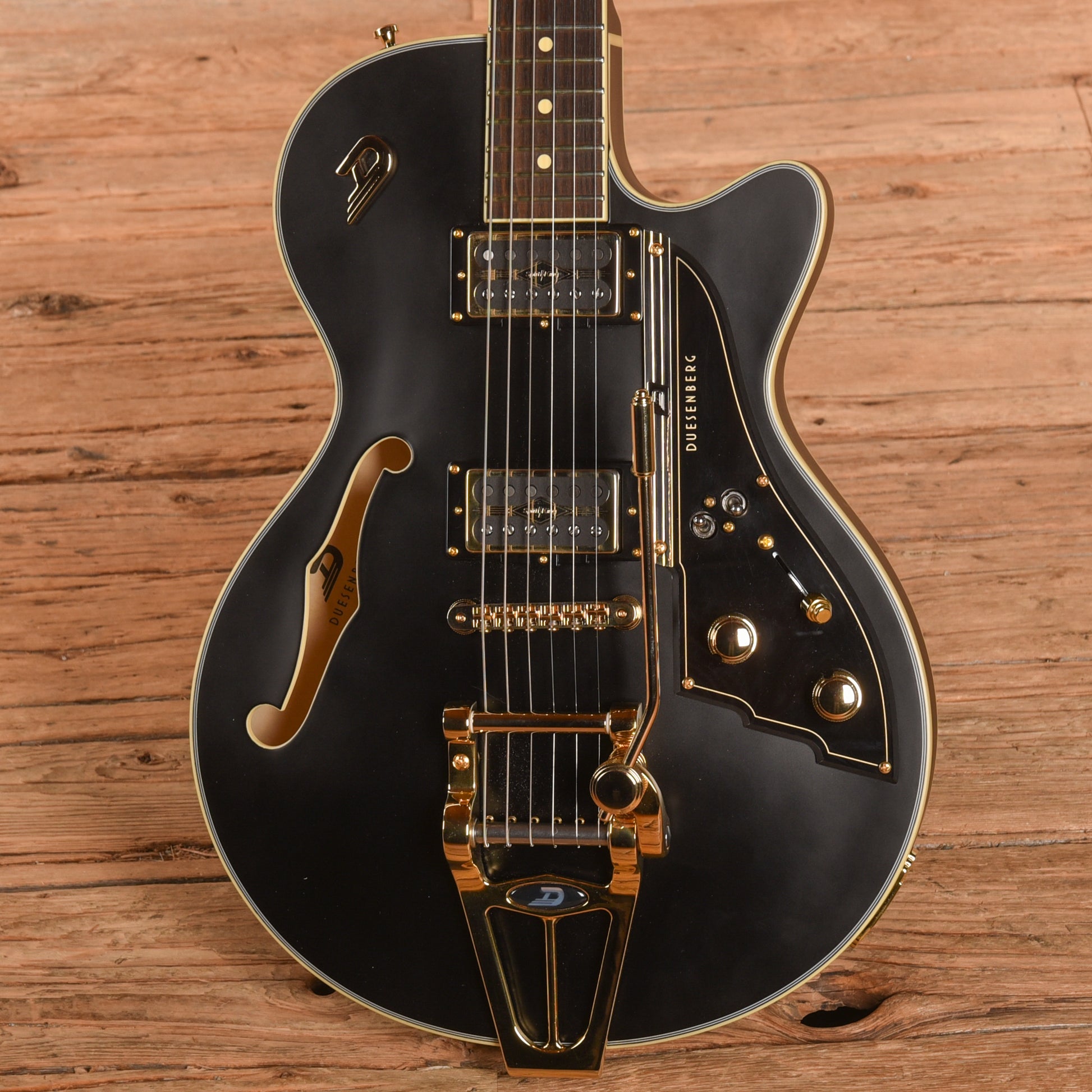 Duesenberg Starplayer TV Velvet Black Electric Guitars