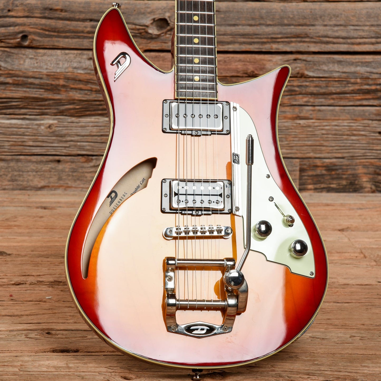 Duesenberg Double Cat Sunburst 2016 Electric Guitars / Semi-Hollow