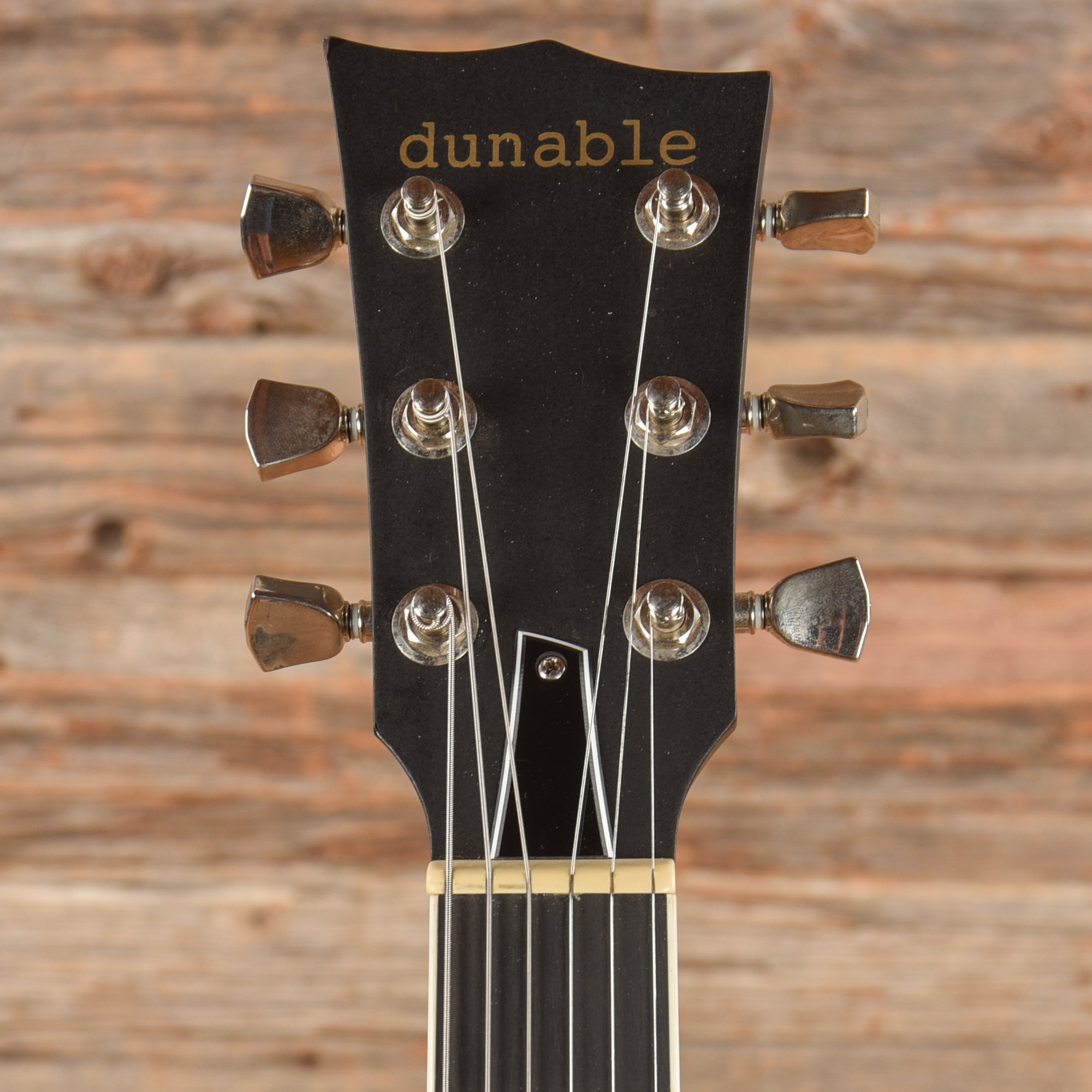 Dunable Inside: Dunable Guitars Q&A with Sacha Dunable – Chicago Music Exchange