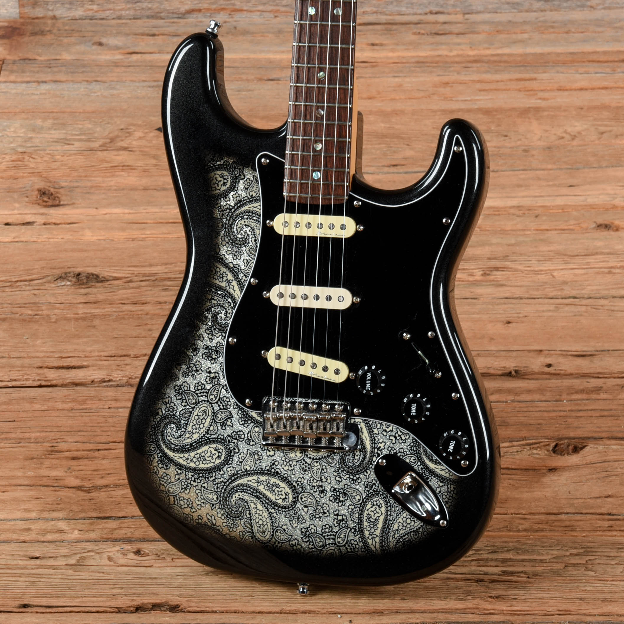 Fender American Deluxe Stratocaster with Allparts Body Black Paisley