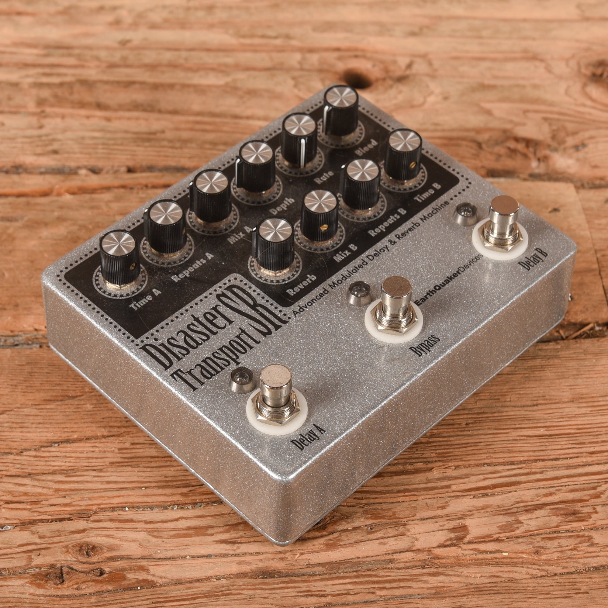 Earthquaker Devices Disaster Transport SR Effect Pedals