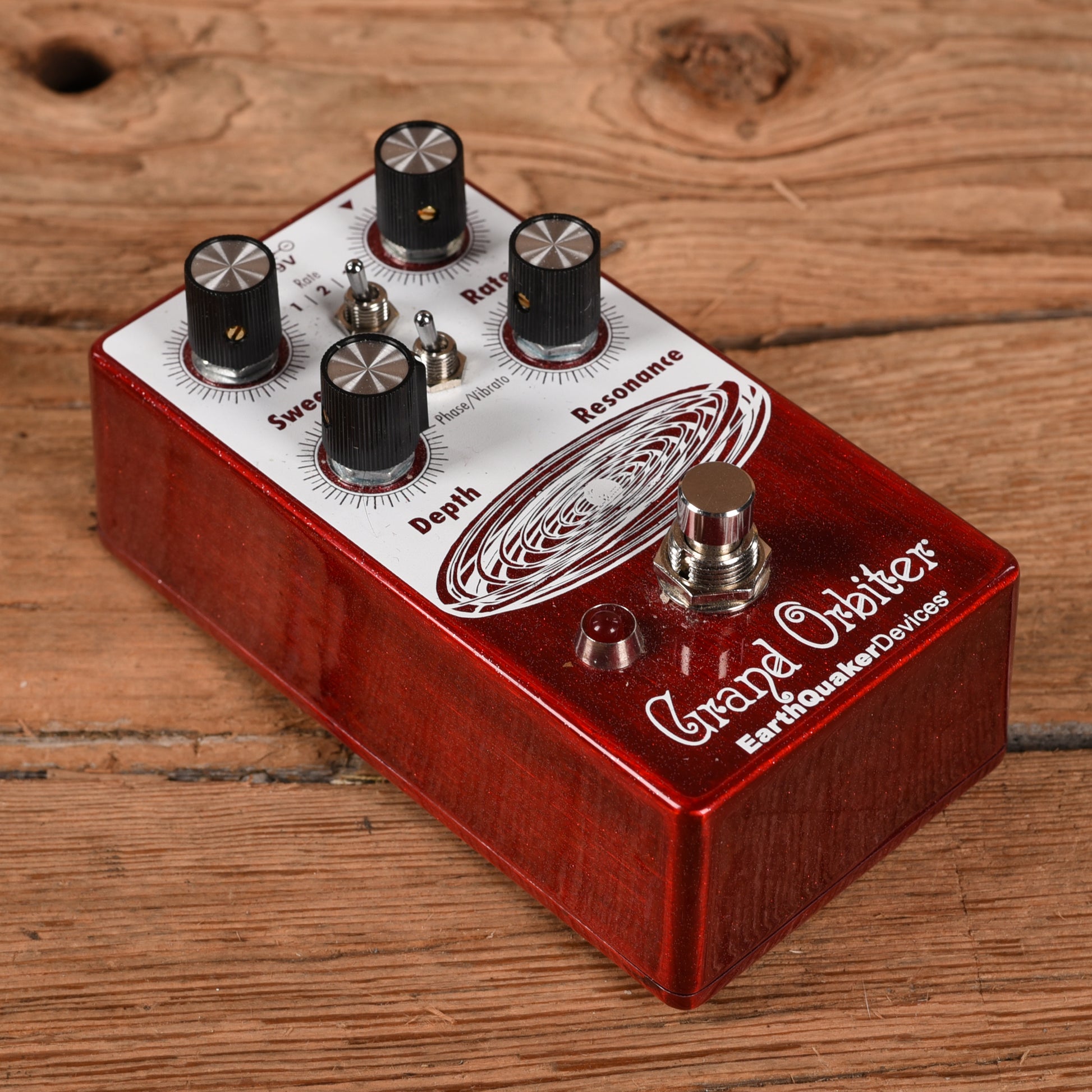 Earthquaker Devices Grand Orbiter Effect Pedals