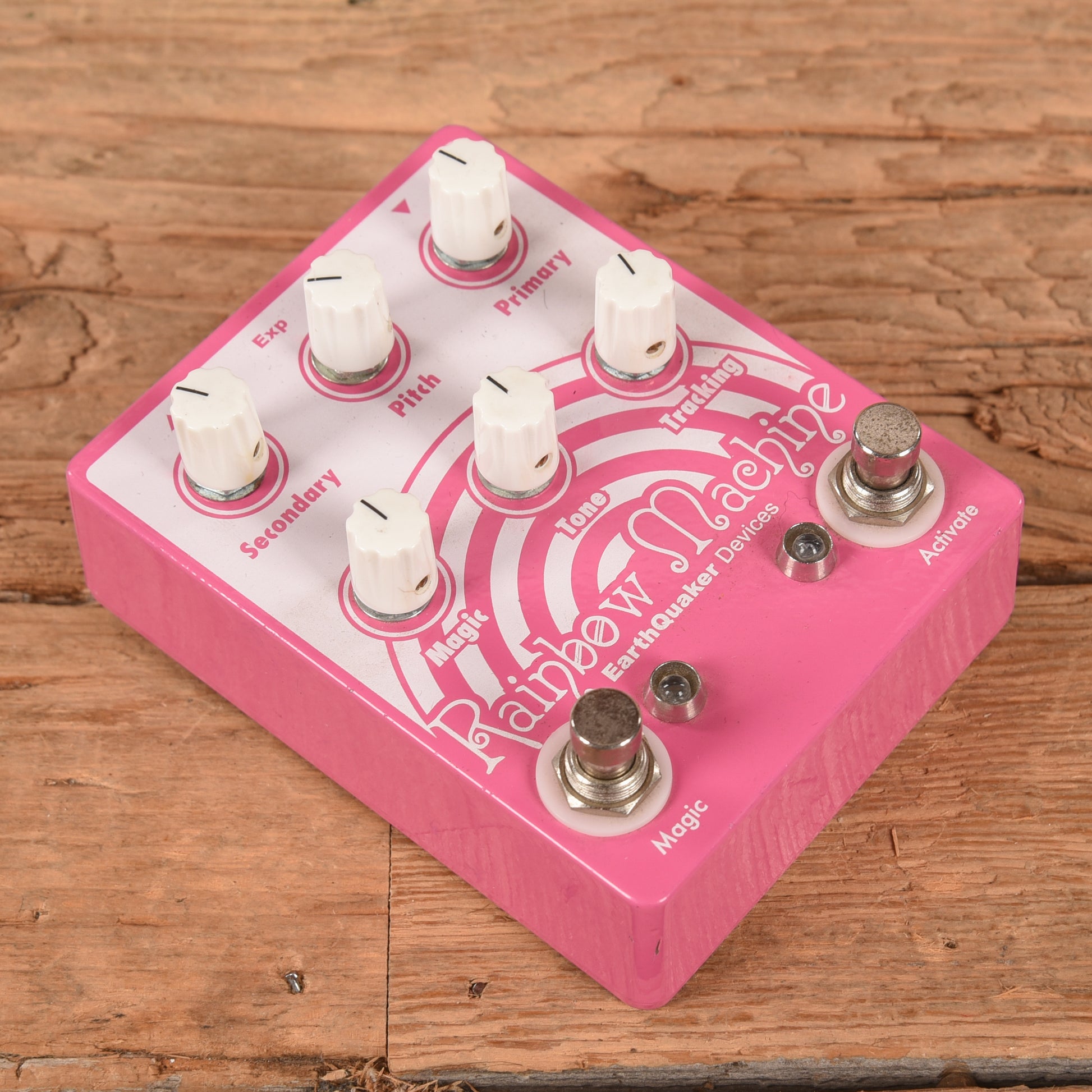 Earthquaker Devices Rainbow Machine Polyphonic Pitch-Shifter Pink Effect Pedals