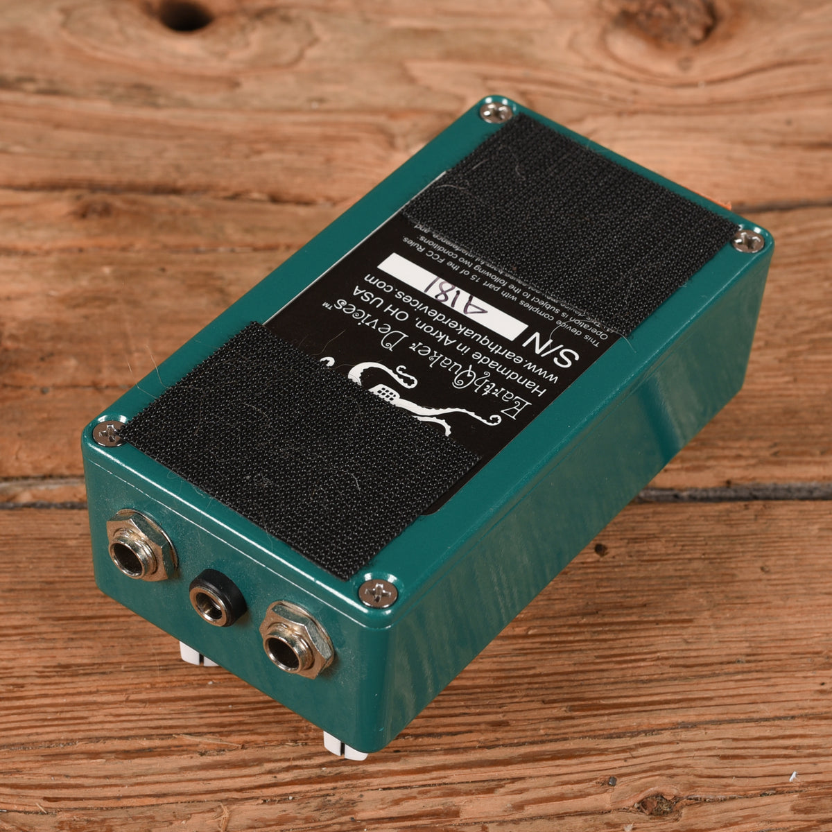 Earthquaker Devices The Depths Optical Vibe Machine Effect Pedals