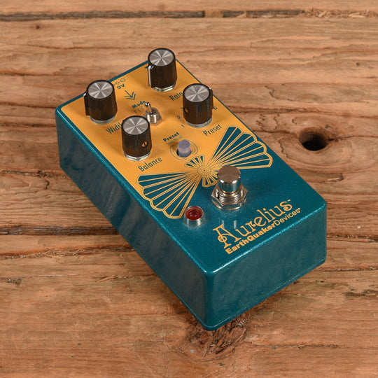 Earthquaker Devices Aurelius Effects and Pedals / Chorus and Vibrato