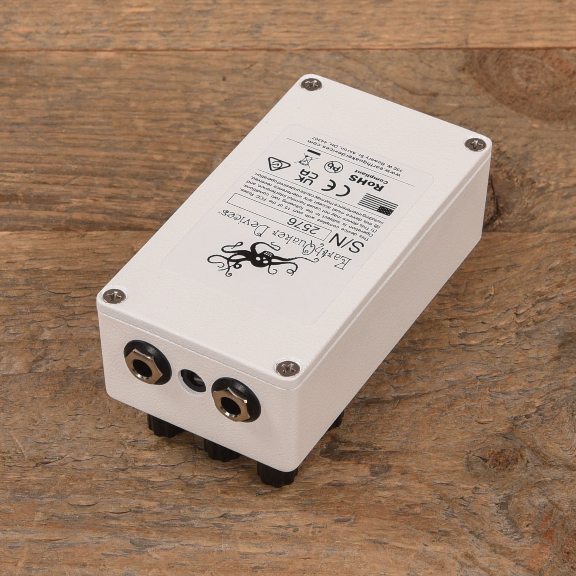 EarthQuaker Devices Zoar Dynamic Audio Grinder Winward White Effects and Pedals / Distortion