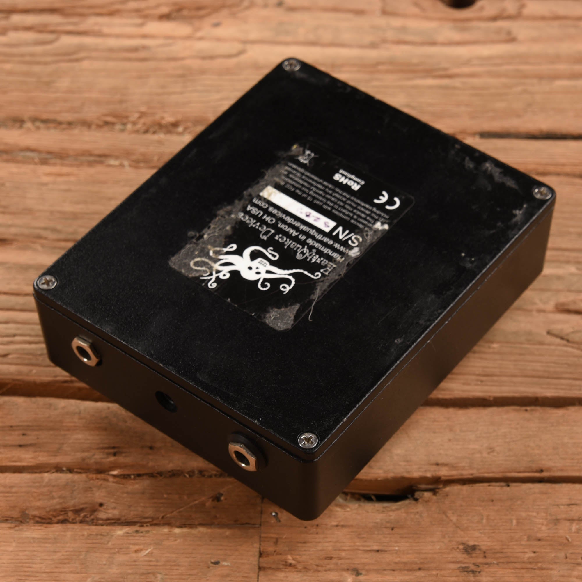 Earthquaker Devices Data Corrupter Modulated Monophonic Harmonizing PPL Effects and Pedals / Fuzz