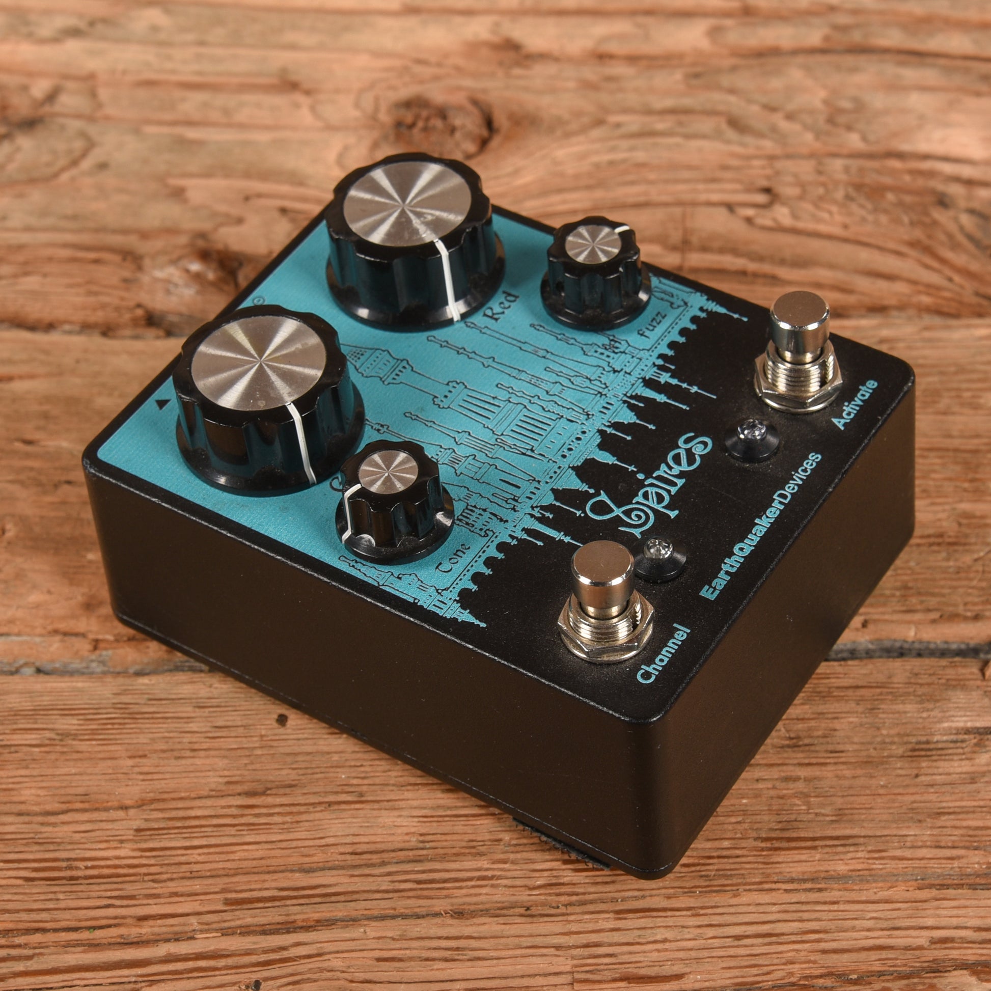 Earthquaker Devices Spires Nu Face Double Fuzz Effects and Pedals / Fuzz