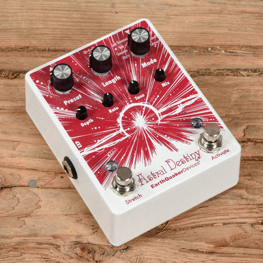 Earthquaker Devices Astral Destiny Effects and Pedals / Octave and Pitch