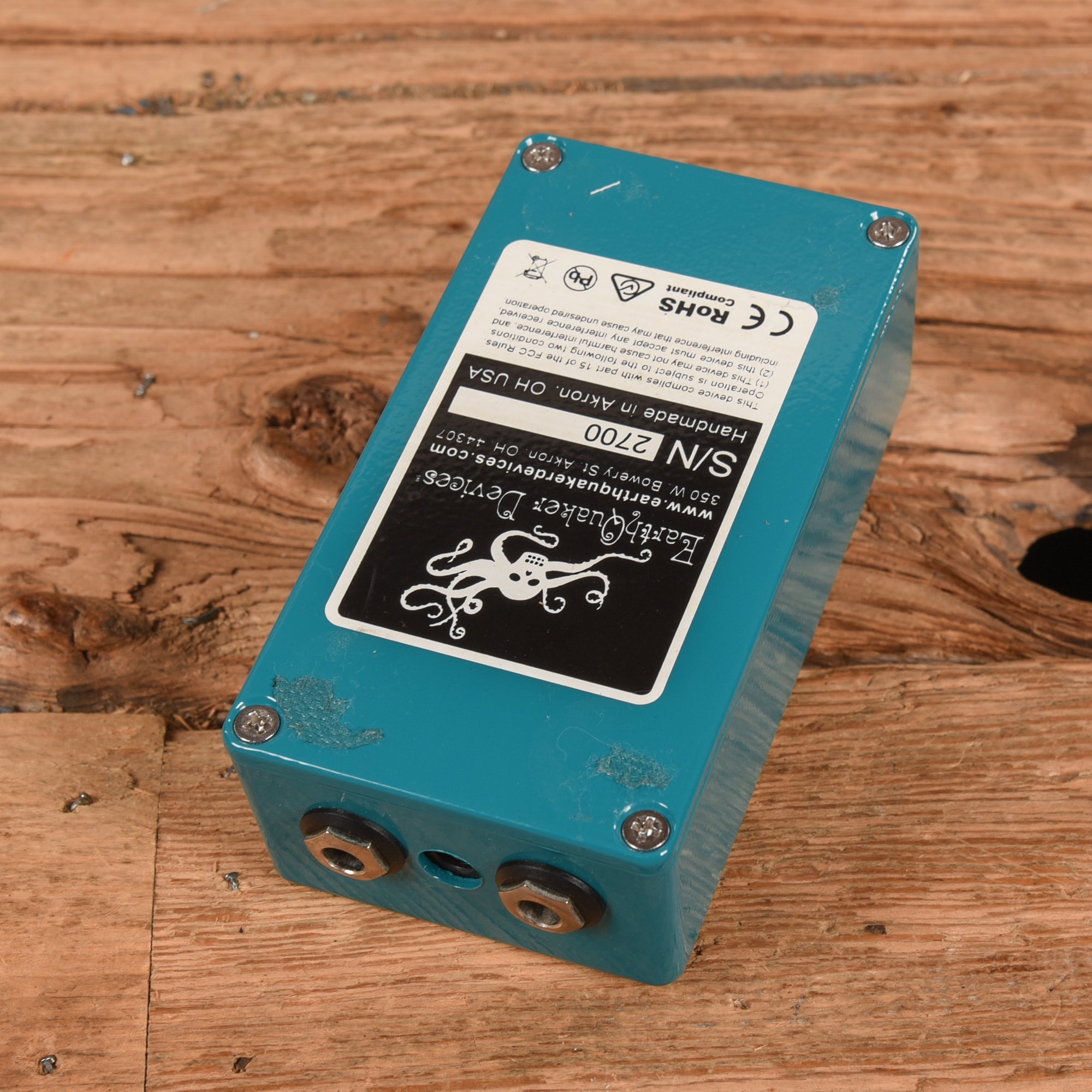 Earthquaker Devices Tentacle Analog Octave Up – Chicago Music Exchange