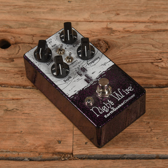 Earthquaker Devices Night Wire Wide Range Harmonic Tremolo Effects and Pedals / Tremolo
