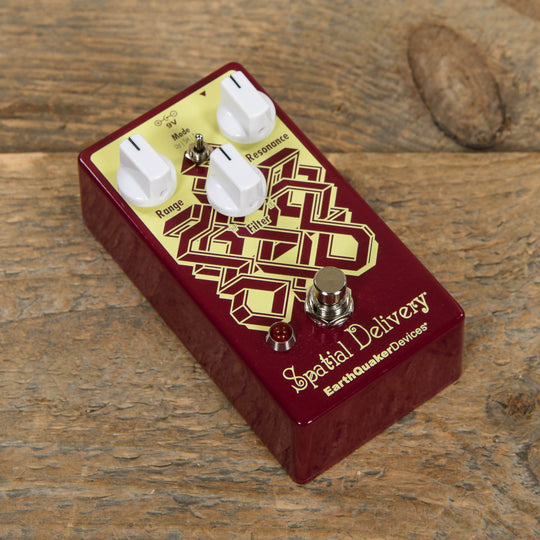 Earthquaker Devices Spatial Delivery V2 Envelope Filter with Sample & Hold Pedal Claret Violet Effects and Pedals / Wahs and Filters