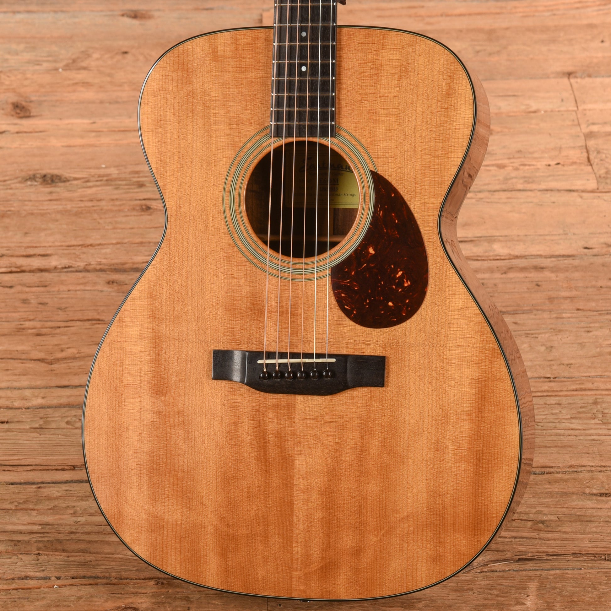 Eastman E6 OM Orchestra Natural Acoustic Guitars