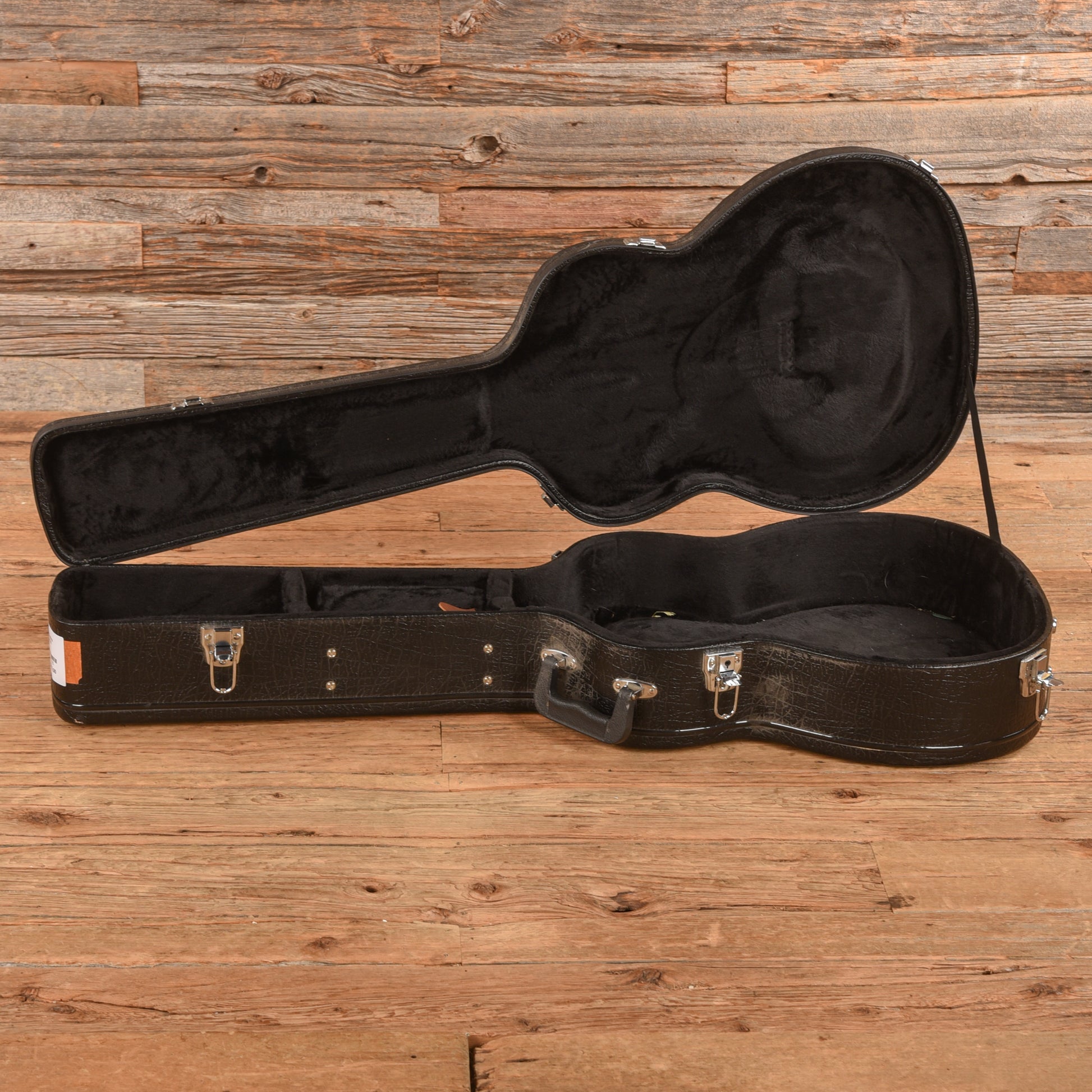 Eastman E6 OM Orchestra Natural Acoustic Guitars