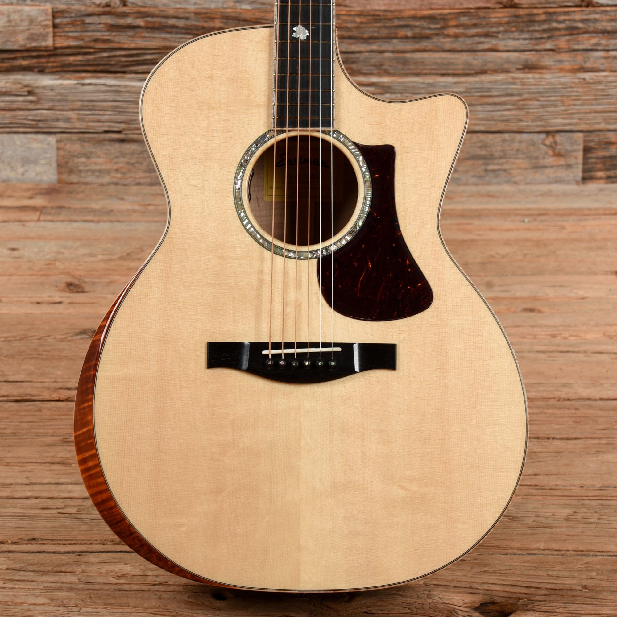 Eastman AC622CE Deluxe Grand Auditorium Sitka/Maple Natural w/LR Baggs Element EAS VTC Acoustic Guitars / OM and Auditorium