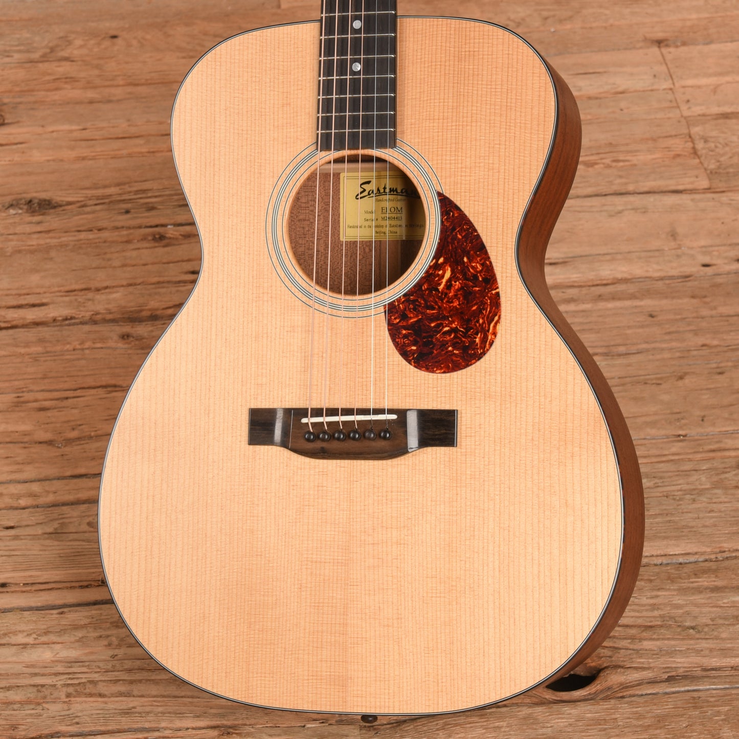 Eastman E1OM Natural Acoustic Guitars / OM and Auditorium