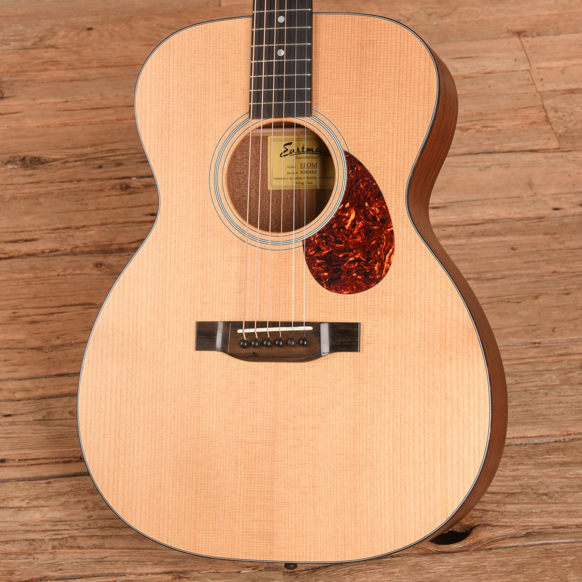 Eastman E1OM Natural Acoustic Guitars / OM and Auditorium