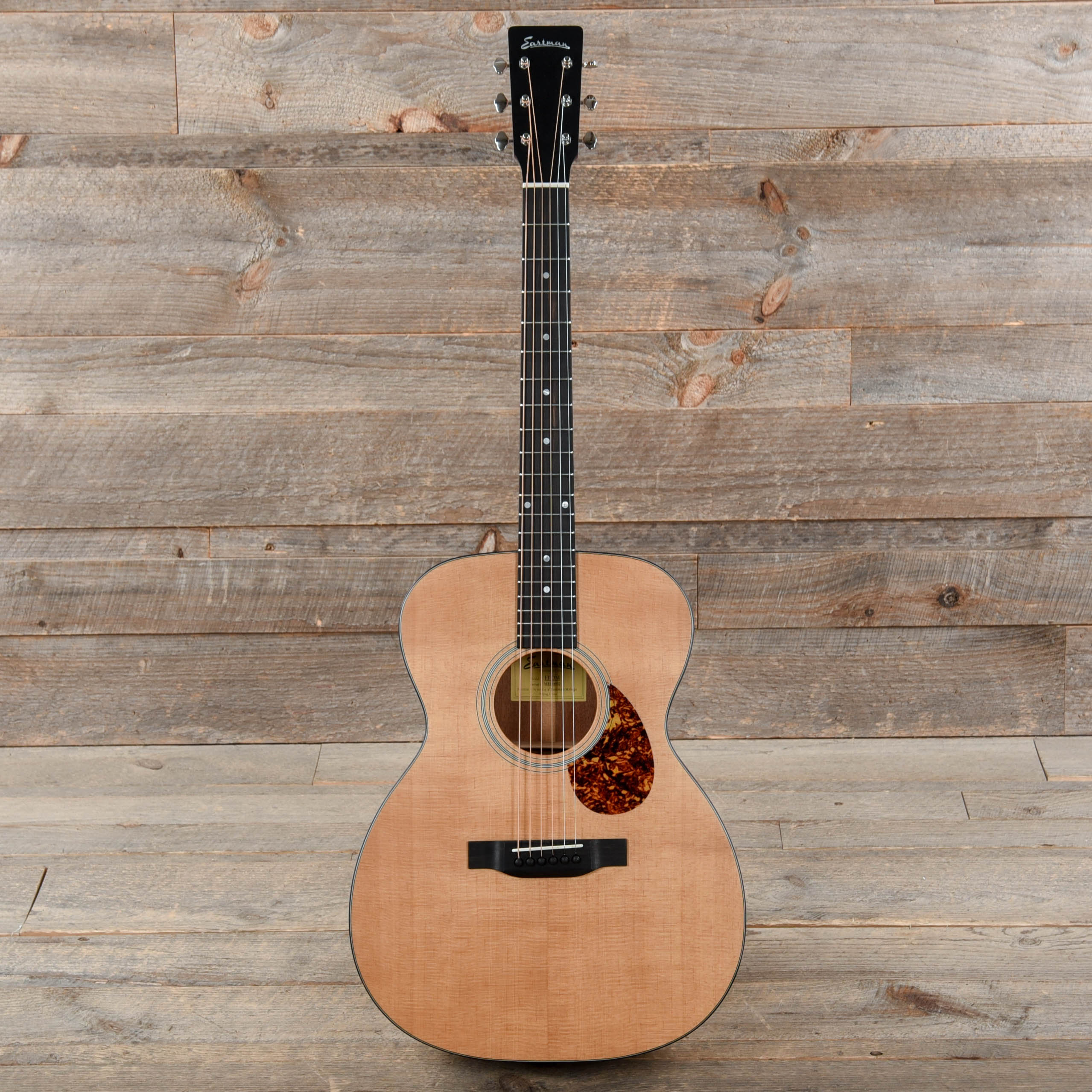 Eastman E1OM Spruce/Sapele OM Natural Acoustic Guitars / OM and Auditorium