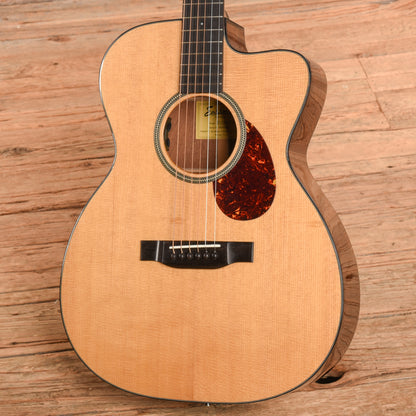 Eastman E1OMCE-Special Natural Acoustic Guitars / OM and Auditorium
