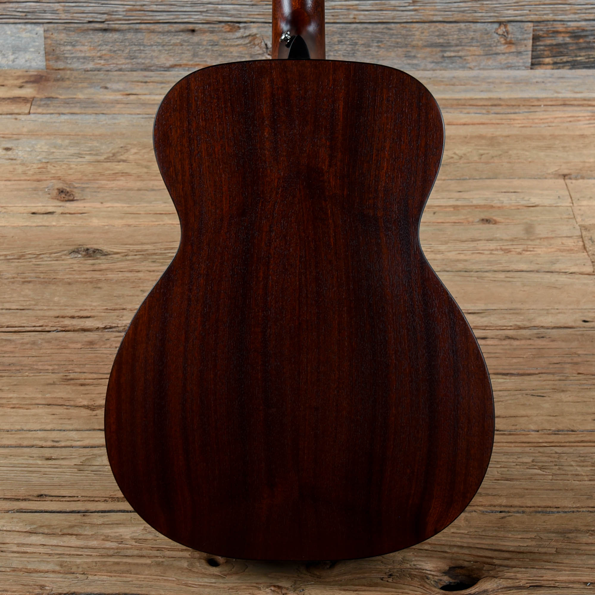 Eastman E2OM Natural Acoustic Guitars / OM and Auditorium