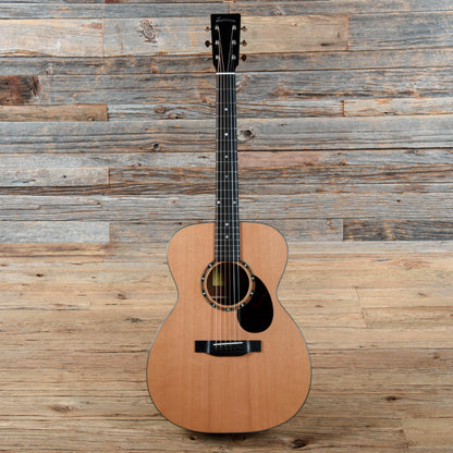 Eastman E2OM Natural Acoustic Guitars / OM and Auditorium
