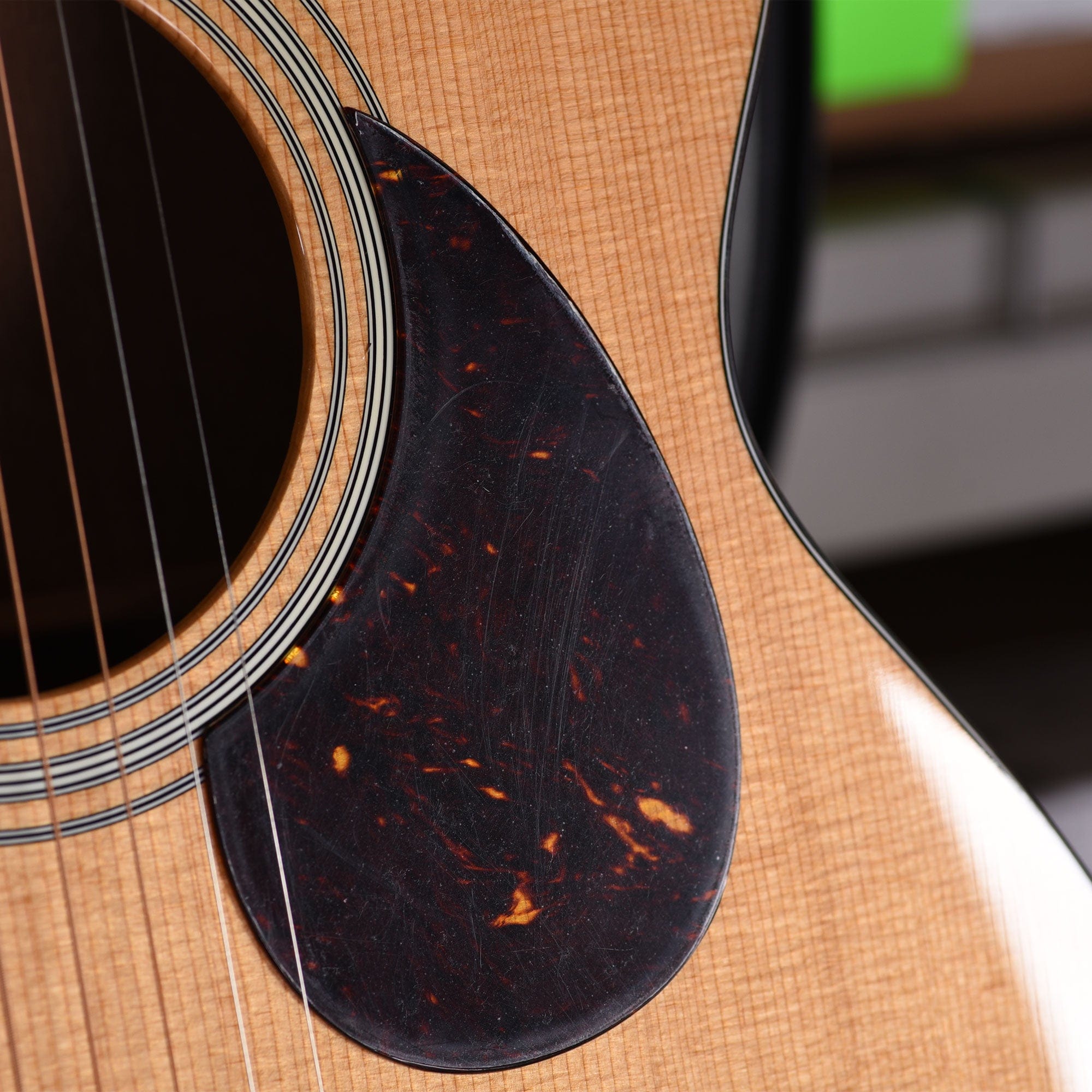 Eastman E6OM-TC Thermo-Cured Sitka/Mahogany OM Natural Acoustic Guitars / OM and Auditorium