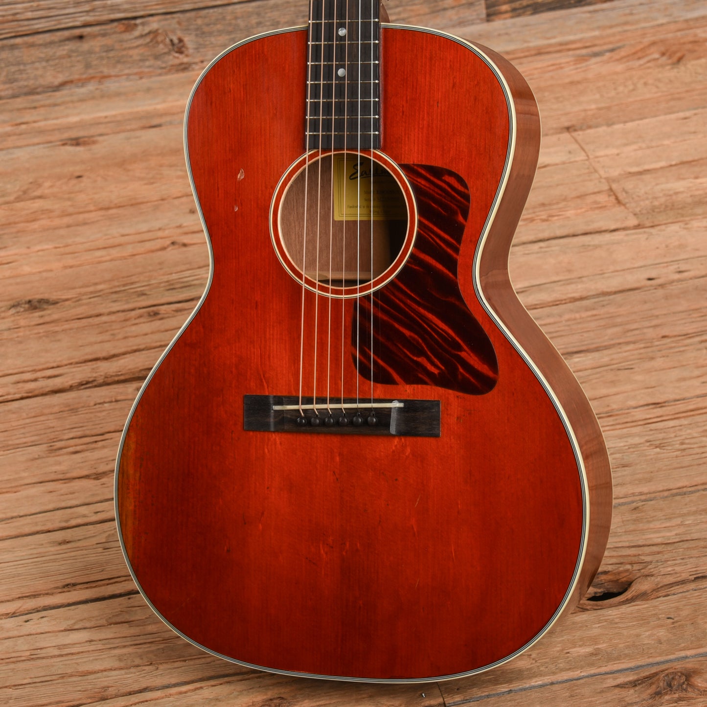 Eastman E10OOSS/V Sunburst Acoustic Guitars / Parlor