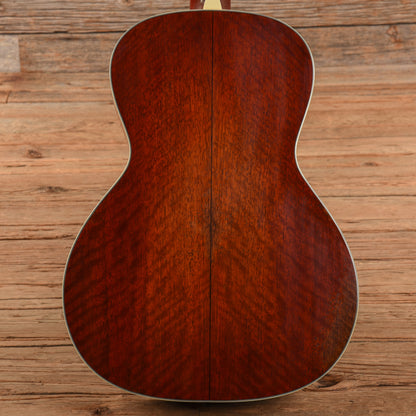 Eastman E10OOSS/V Sunburst Acoustic Guitars / Parlor