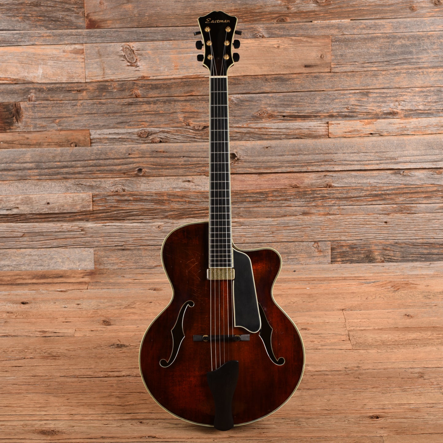 Eastman AR805CE Archtop with Kent Armstrong Floating Pickup Sunburst 2007 Electric Guitars