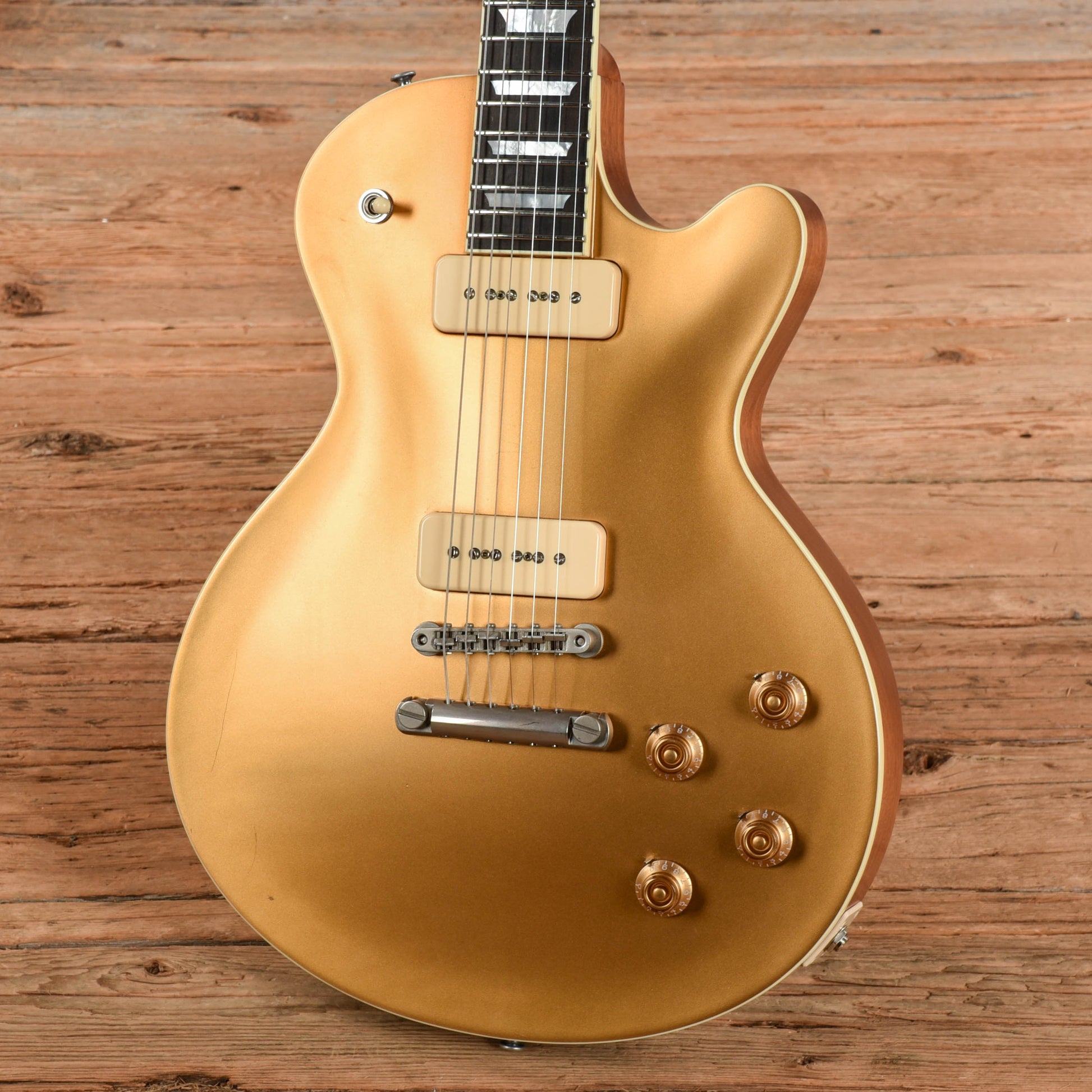 Eastman SB56/N Gold Electric Guitars