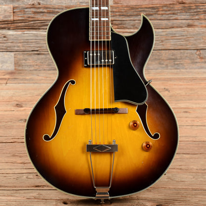 Eastman AR371CE-SB Hollowbody Archtop Sunburst 2012 Electric Guitars / Hollow Body