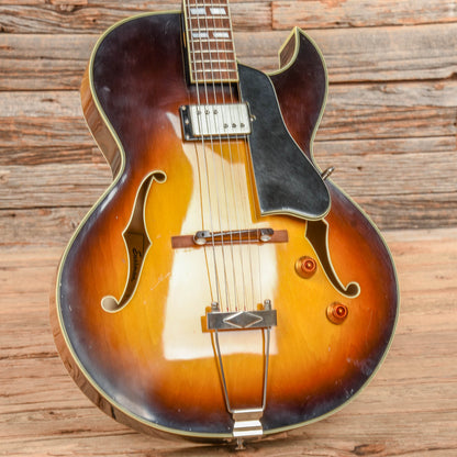 Eastman AR371CE-SB Hollowbody Archtop Sunburst 2012 Electric Guitars / Hollow Body