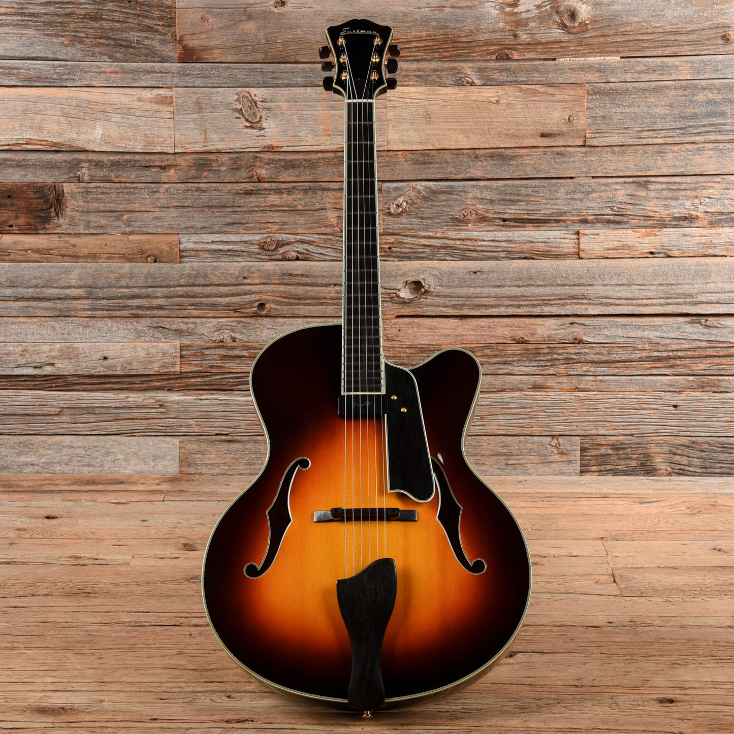 Eastman AR810CE Sunburst Electric Guitars / Hollow Body