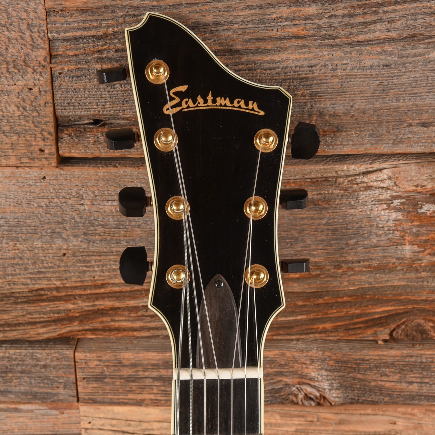 Eastman AR817CE Brown 2014 Electric Guitars / Hollow Body