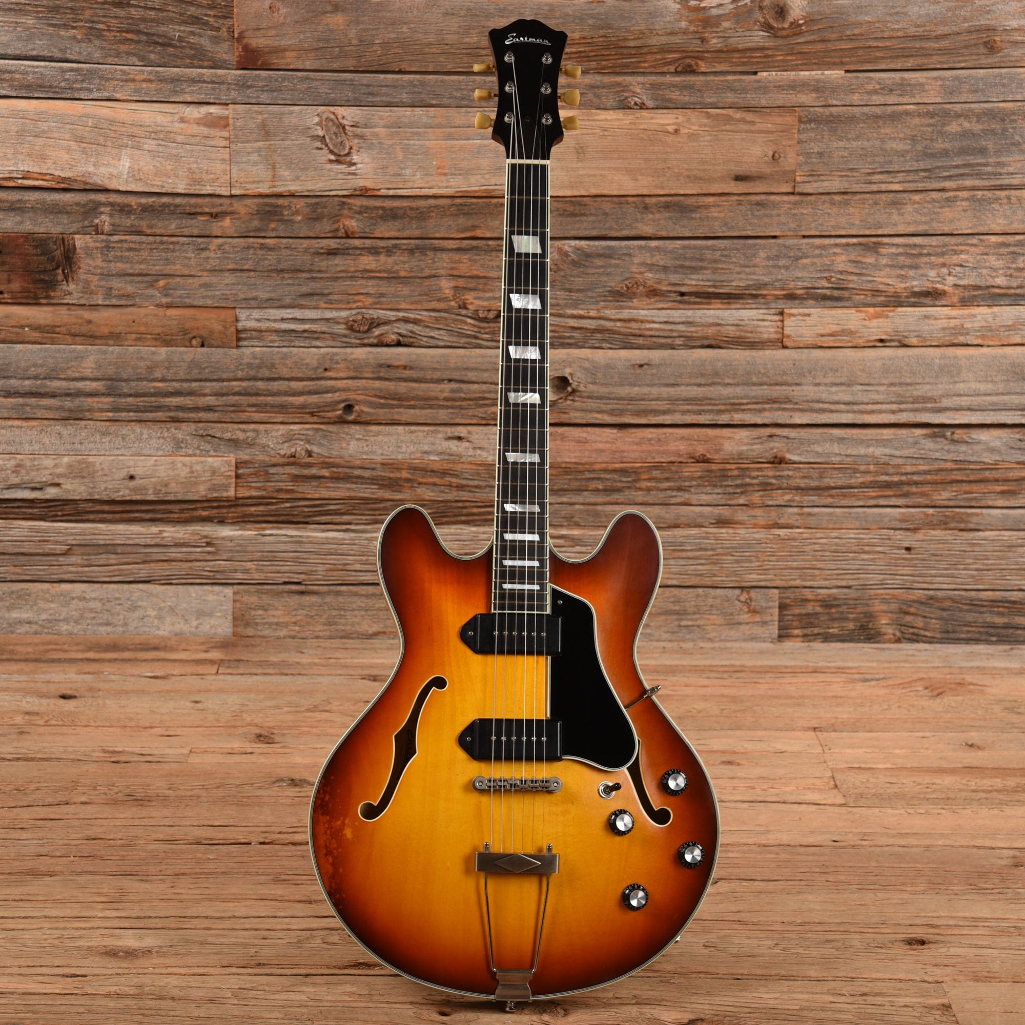 Eastman T64/V Thinline Antique Gold Burst 2022 Electric Guitars / Hollow Body