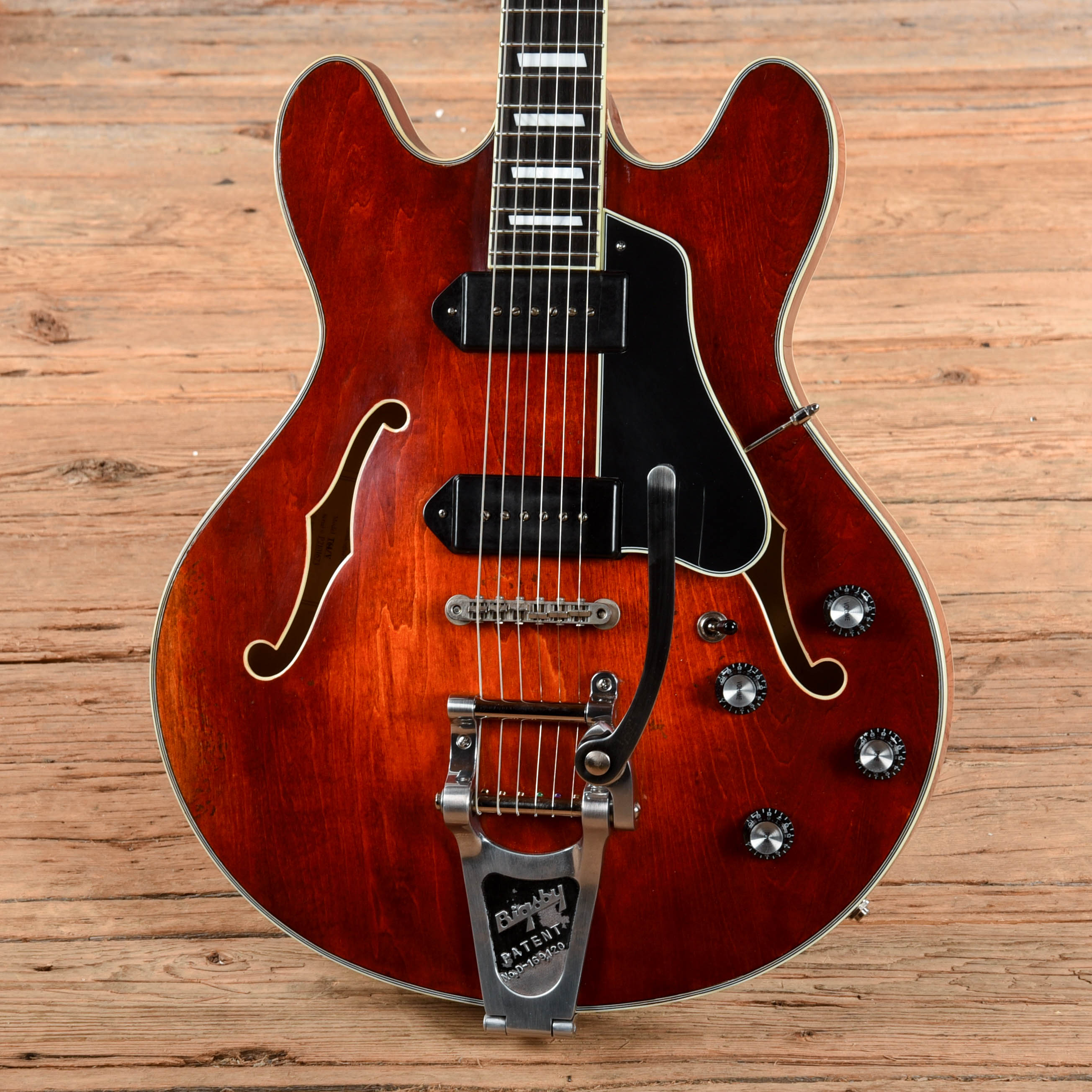 Eastman T64/V Thinline with Bigsby Classic 2022 Electric Guitars / Hollow Body