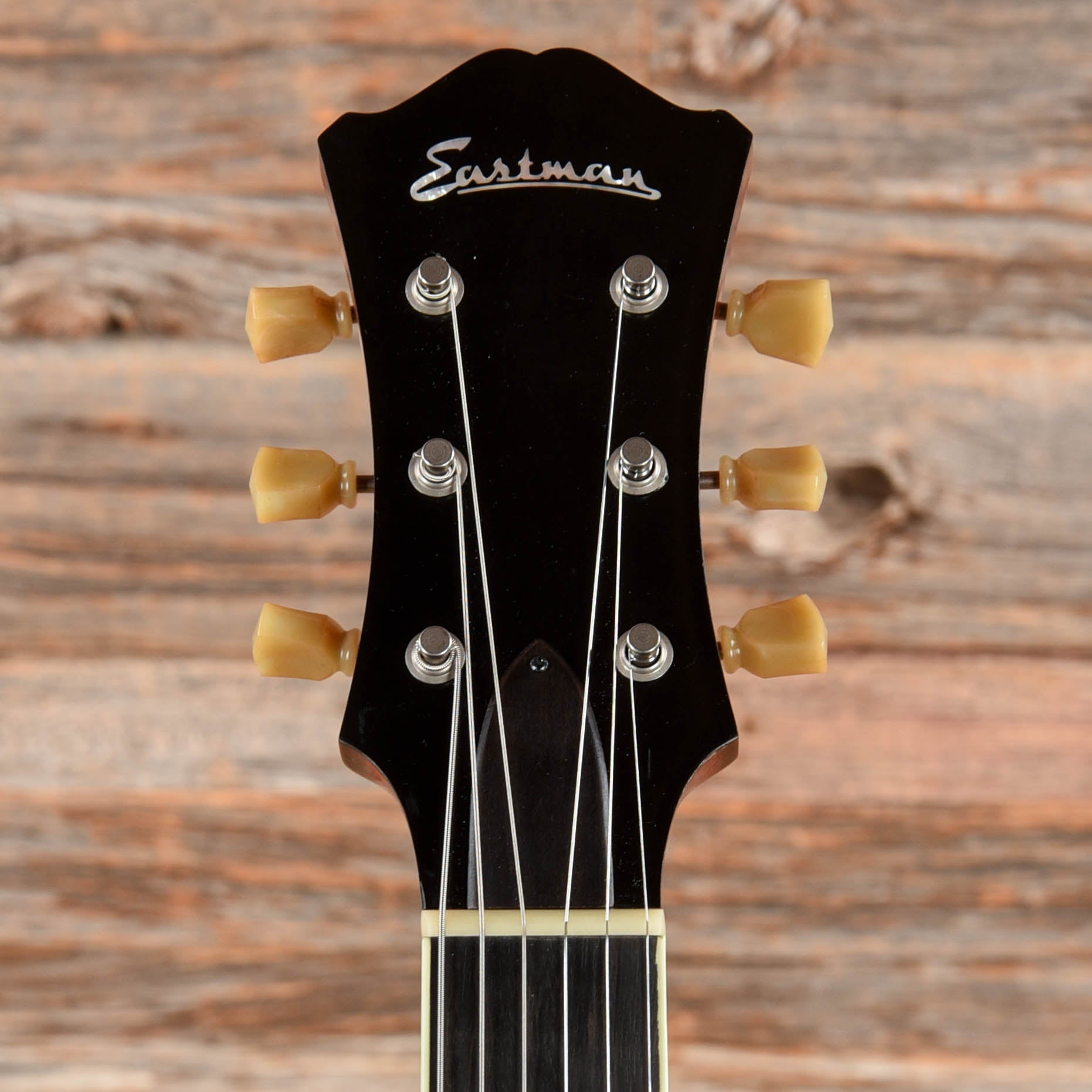 Eastman T64/V Thinline with Bigsby Classic 2022 Electric Guitars / Hollow Body