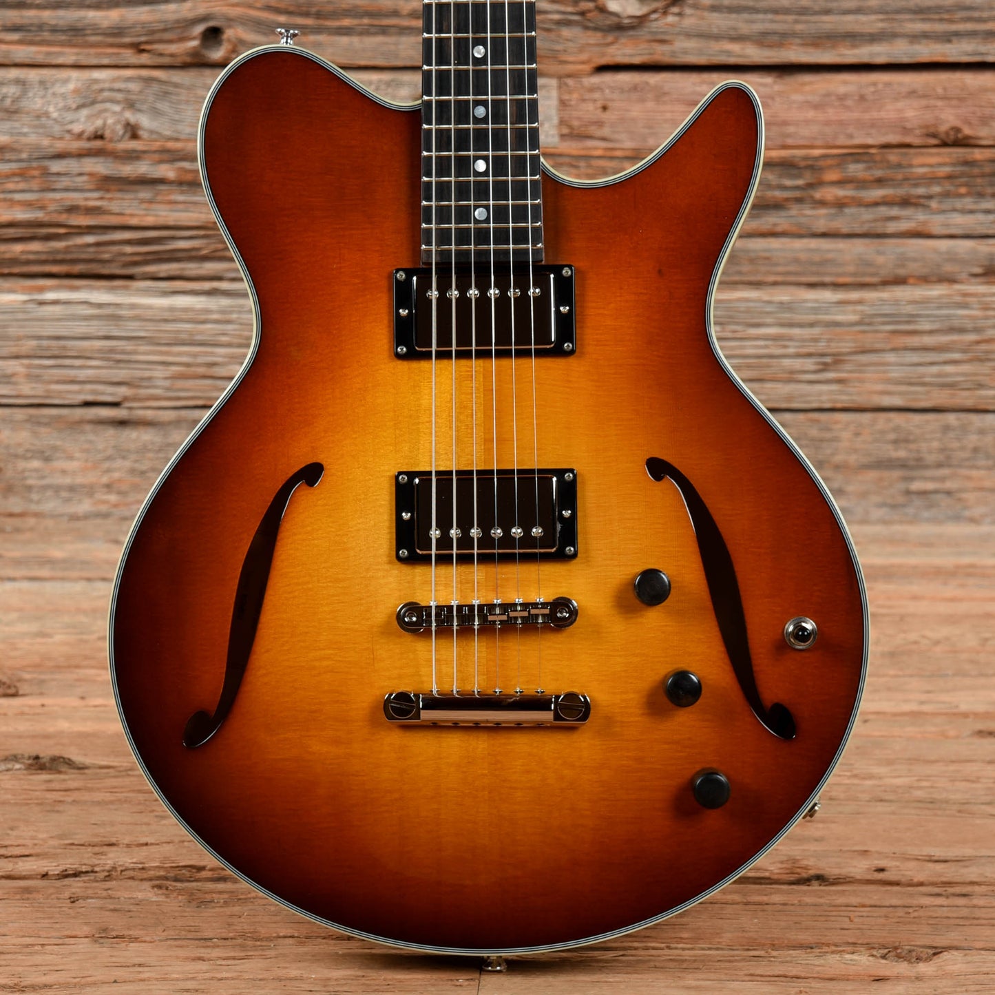 Eastman Romeo Goldburst 2024 Electric Guitars / Semi-Hollow