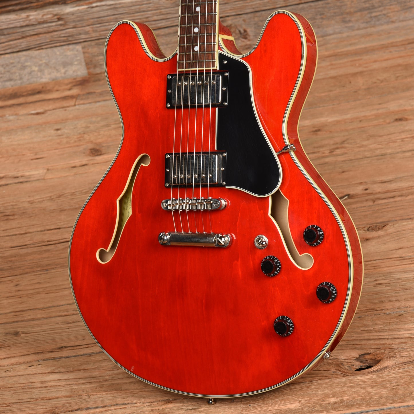 Eastman T386 Cherry Electric Guitars / Semi-Hollow