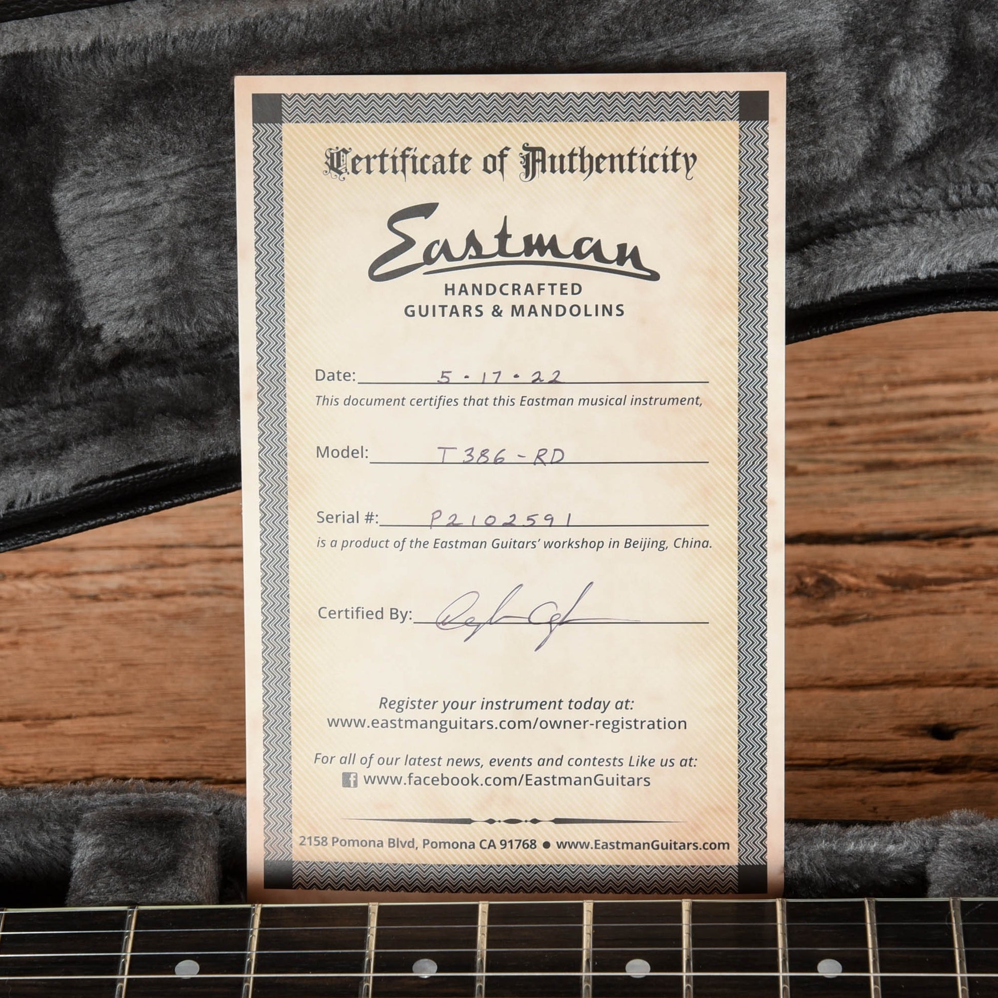 Eastman T386 Red 2021 Electric Guitars / Semi-Hollow