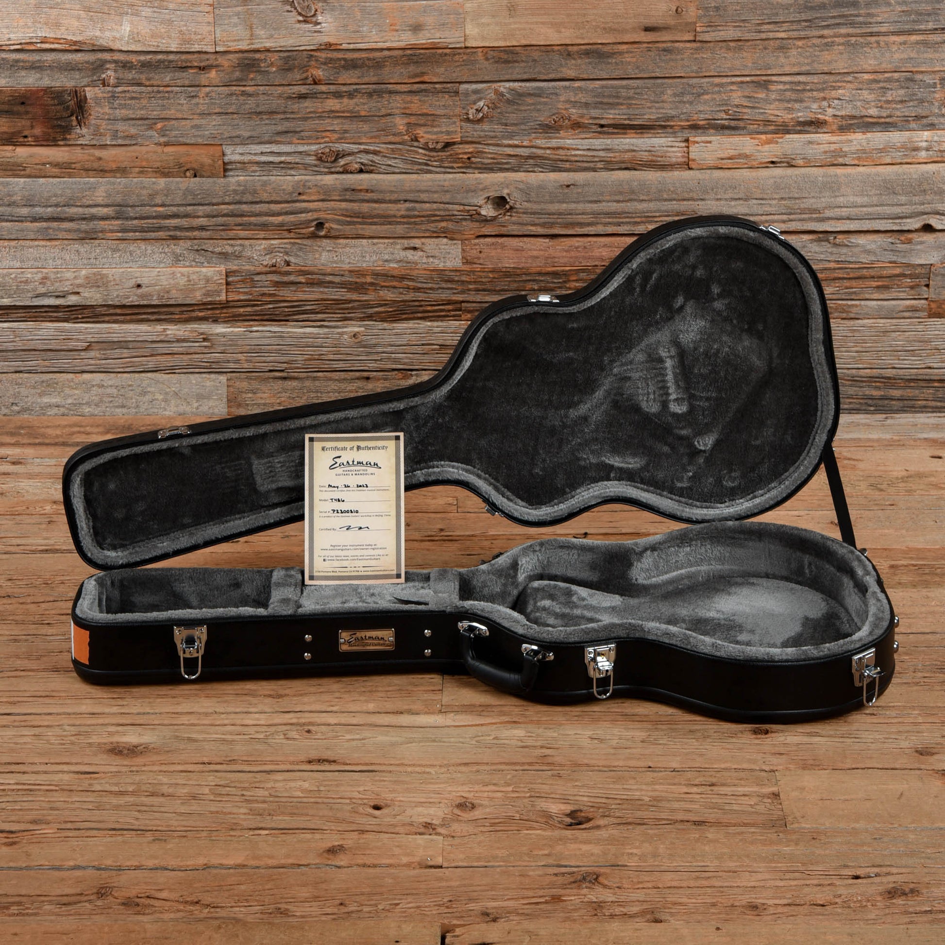 Eastman T486 Classic 2023 Electric Guitars / Semi-Hollow