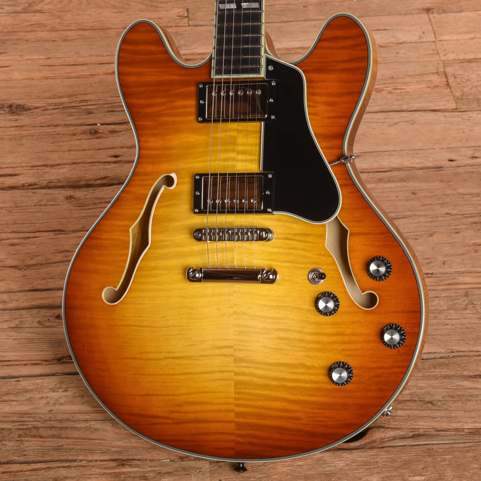 Eastman T486 Thinline Archtop Goldburst 2023 Electric Guitars / Semi-Hollow