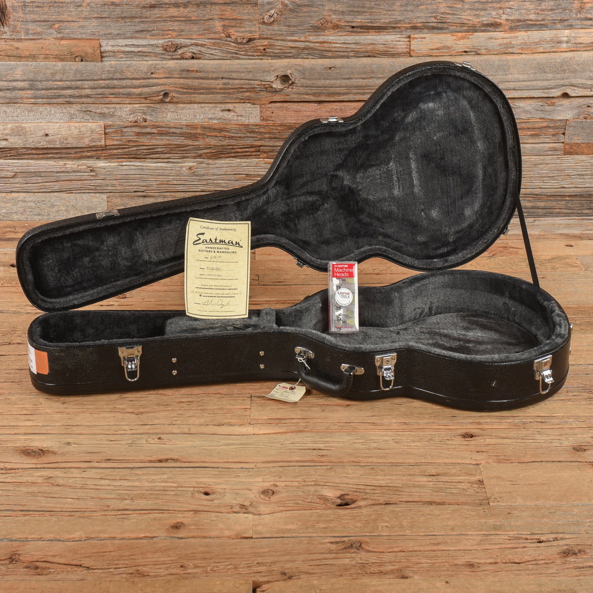 Eastman T486BK Thinline Archtop Black Electric Guitars / Semi-Hollow