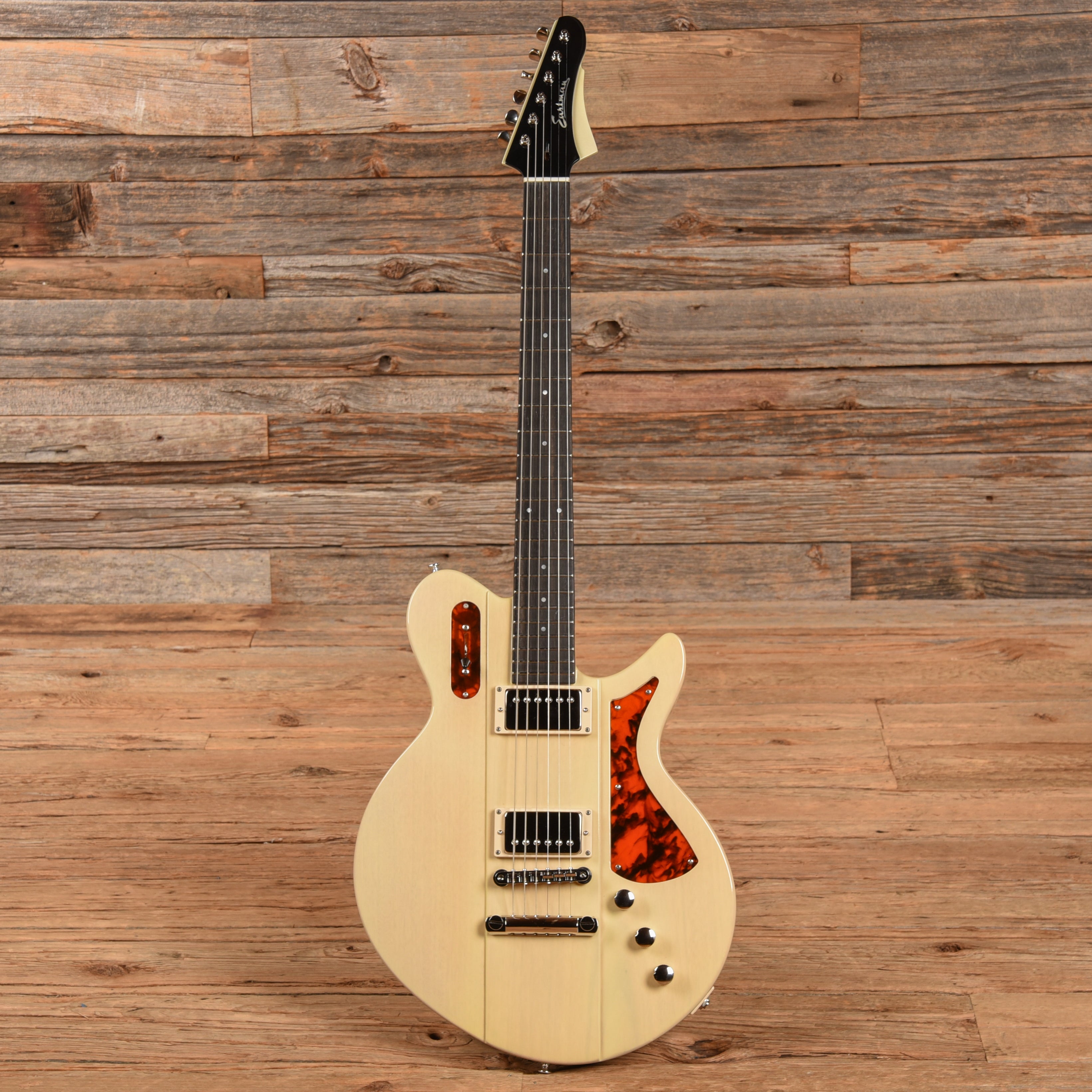 Eastman Juliet White Electric Guitars / Solid Body