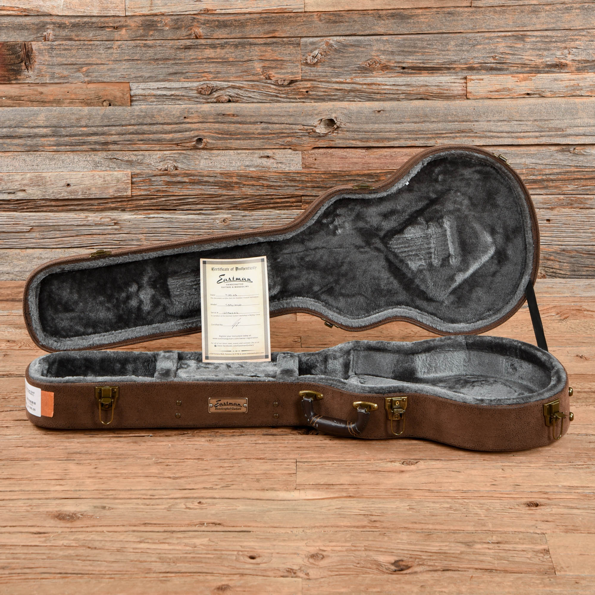 Eastman SB56/N Vintage Gold Electric Guitars / Solid Body