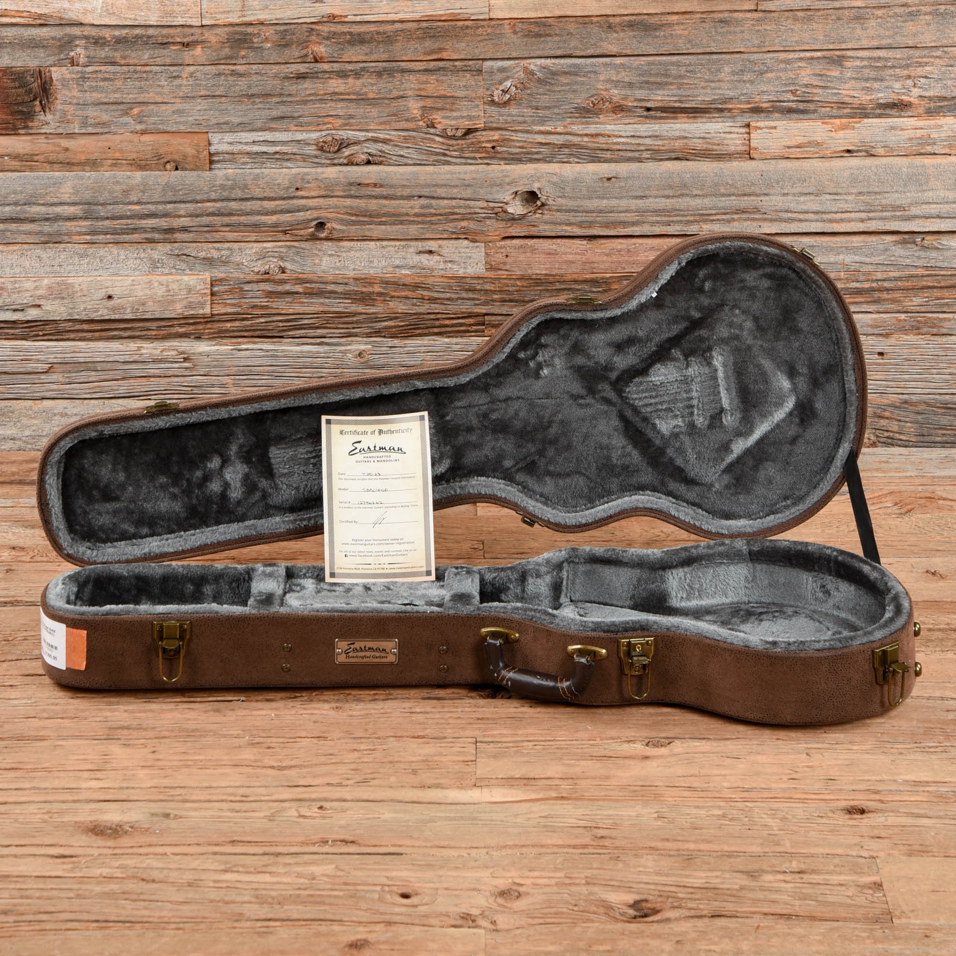 Eastman SB56/N Vintage Gold Electric Guitars / Solid Body