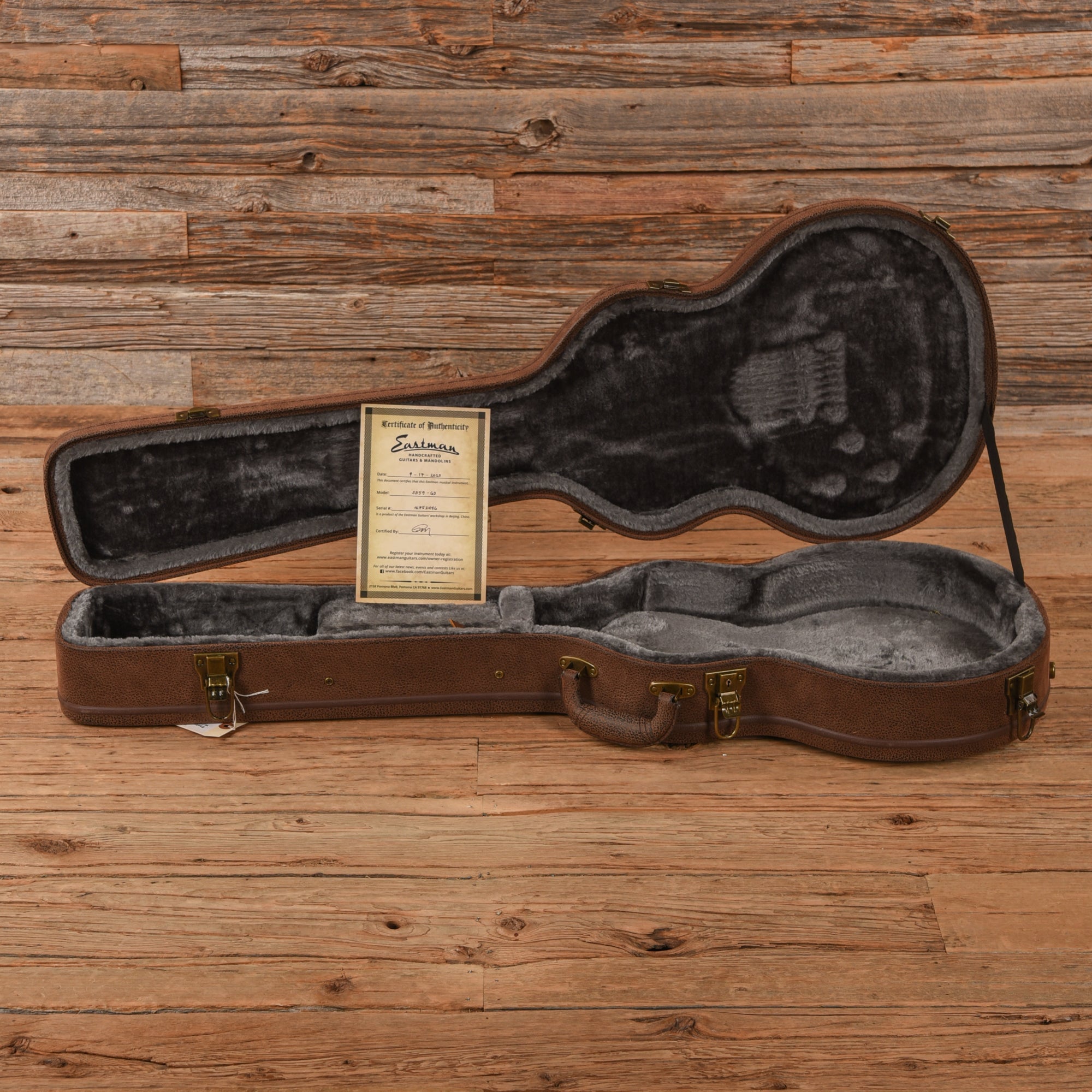 Eastman SB59 Goldtop 2020 Electric Guitars / Solid Body