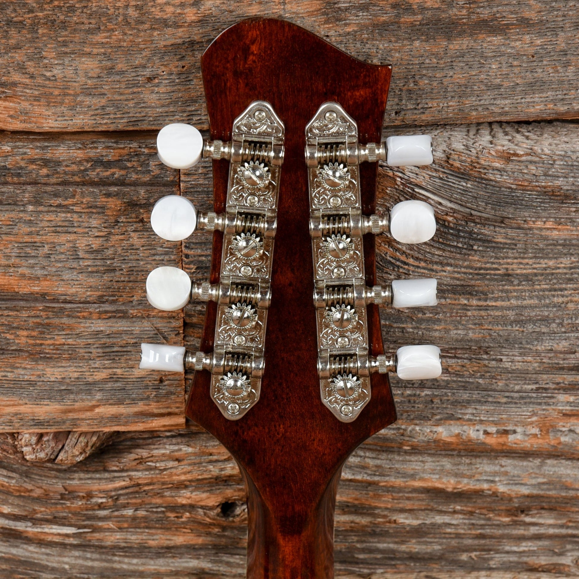 Eastman MD504 A-Style Mandolin Sunburst Folk Instruments / Mandolins