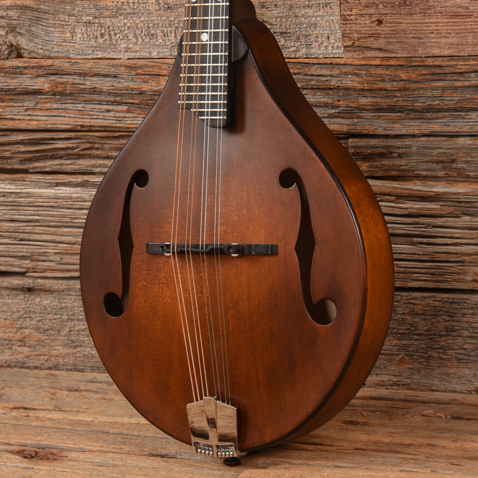 Eastman MD505CC/n Sitka/Maple A-Style Mandolin Classic Finish Vintage Nitro Folk Instruments / Mandolins