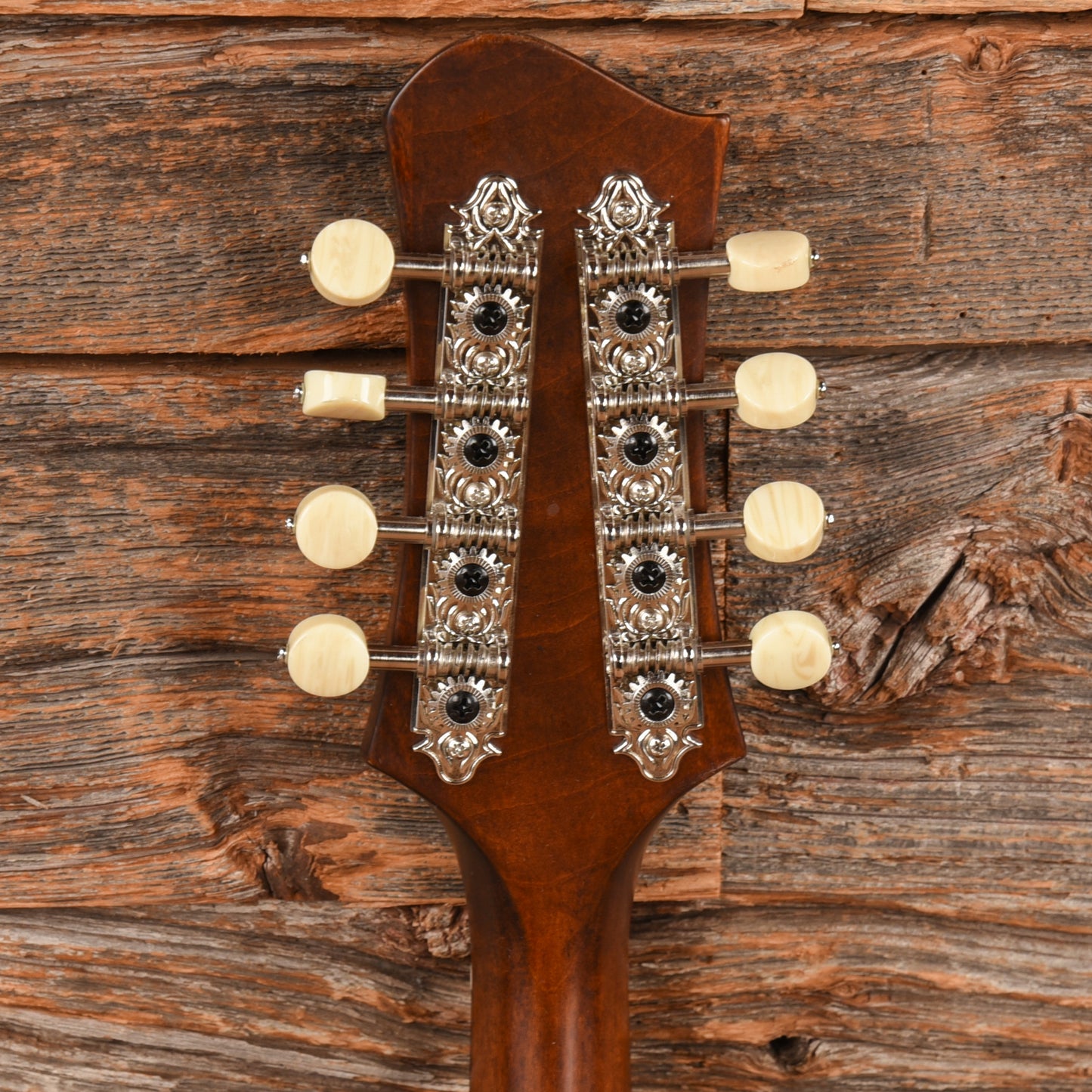 Eastman MD505CC/n Sitka/Maple A-Style Mandolin Classic Finish Vintage Nitro Folk Instruments / Mandolins